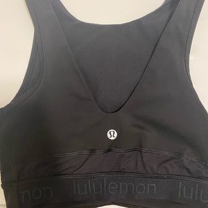 Lulu Lemon crop tank